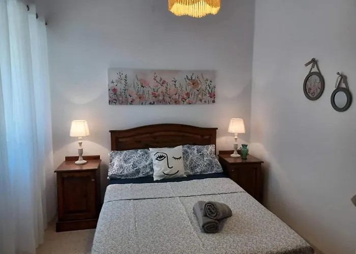 Summer Marsalforn Holiday Apartment